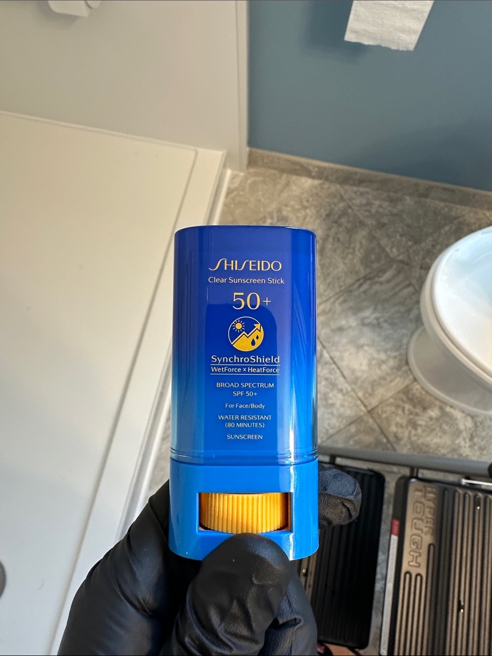 Shiseido Clear Sunscreen Stick SPF 50+ - Blue with Yellow Dial